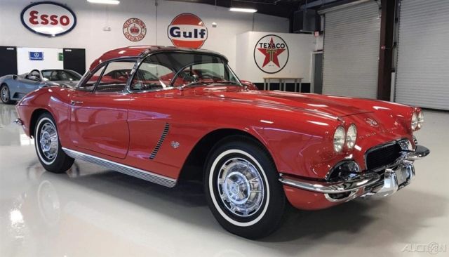 1962 Brown Chevrolet Corvette