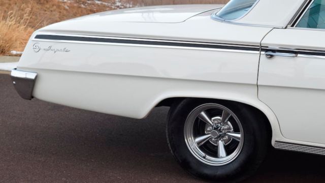 1962 White Chevrolet Impala