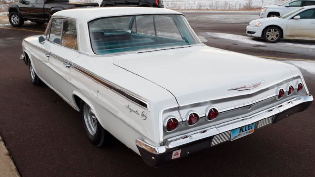 1962 White Chevrolet Impala