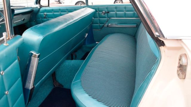 1962 White Chevrolet Impala