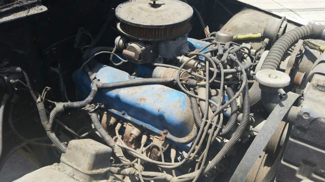 19620000 BLACK AND WHITE Willys JP Convertible