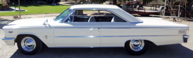 1963 Wimbledon White Ford Galaxie