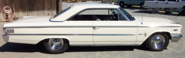1963 Wimbledon White Ford Galaxie