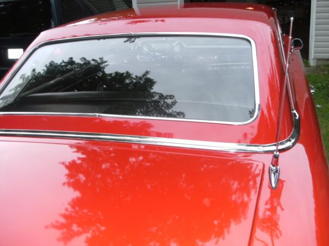 1963 red Ford Galaxie 2 dood HT fastback