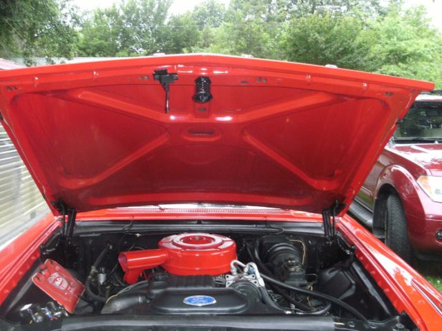 1963 red Ford Galaxie 2 dood HT fastback