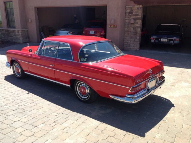 1963 Red Mercedes-Benz S-Class Coupe