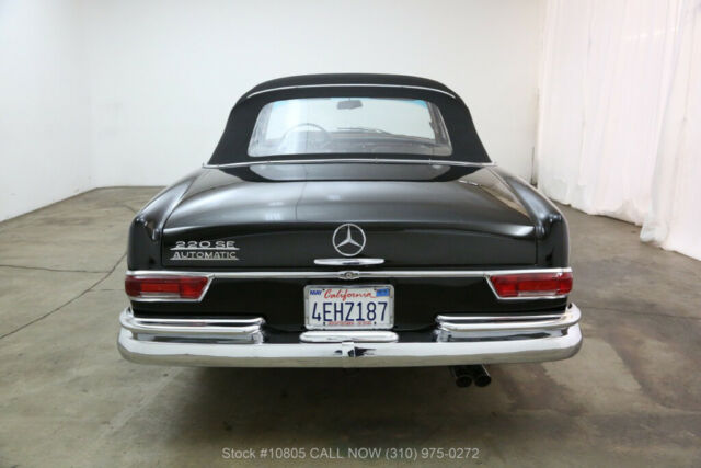 1963 Black Mercedes-Benz 220SE