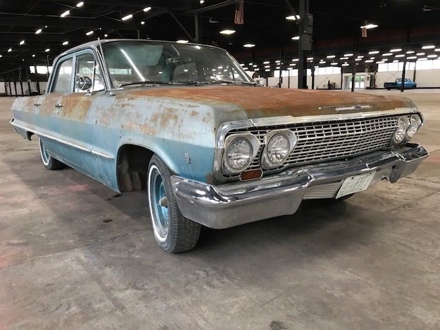 1963 Blue Chevrolet Bel Air/150/210 Sedan