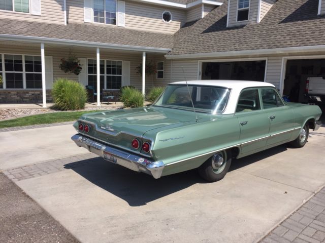 1966 Teal Chevrolet Bel Air/150/210 Sedan