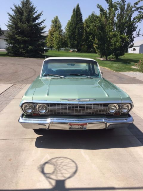 1966 Teal Chevrolet Bel Air/150/210 Sedan