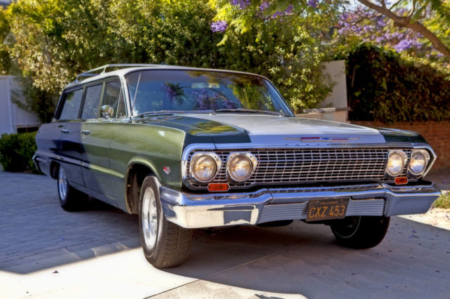 1963 Tan with white too with matte finish Chevrolet Bel Air/150/210 Wagon