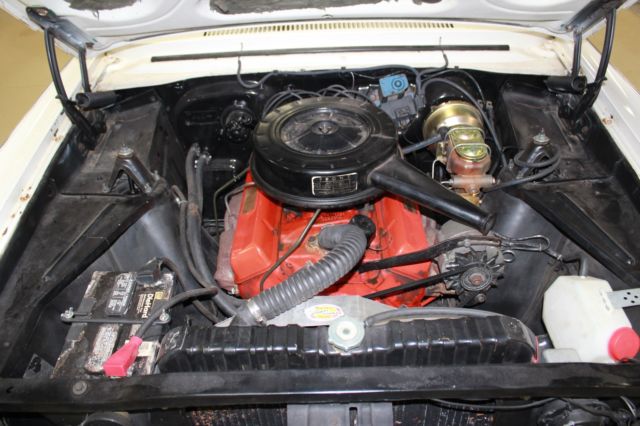 1963 White Chevrolet Nova Coupe