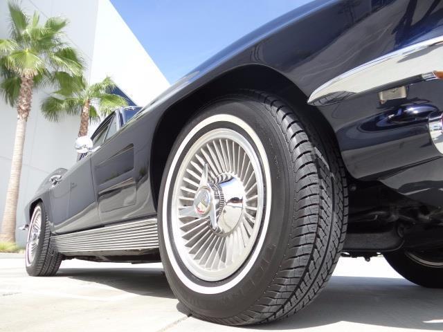 1963 Blue Chevrolet Corvette --