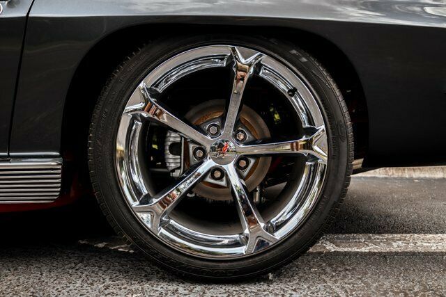 1963 Gray Chevrolet Corvette --