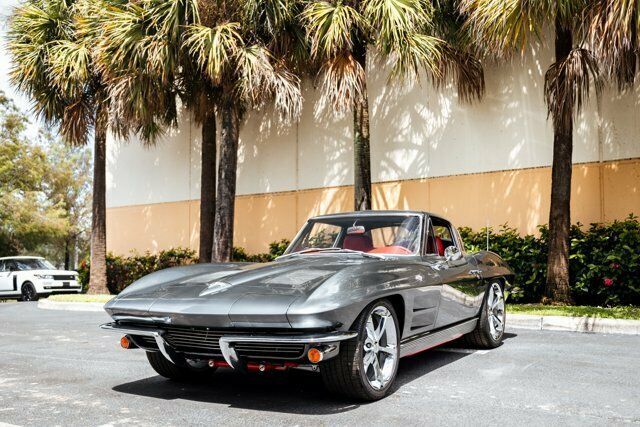 1963 Gray Chevrolet Corvette --