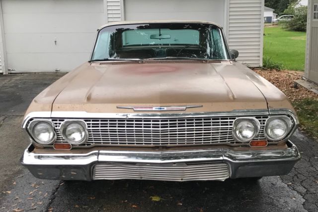 1963 Gold Chevrolet Impala Coupe