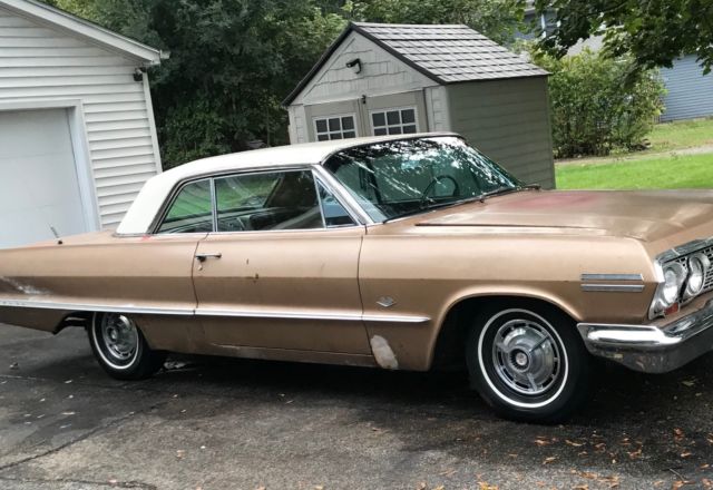 1963 Gold Chevrolet Impala Coupe