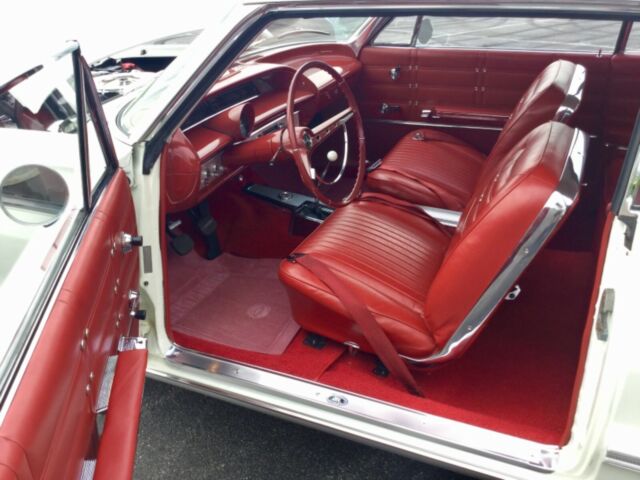 1963 White Chevrolet Impala Coupe