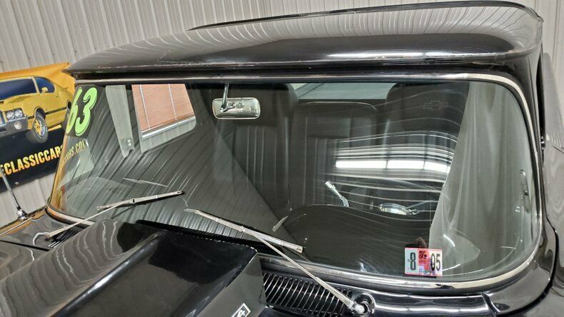 1963 Black Chevrolet K-10 Pickup (Truck)