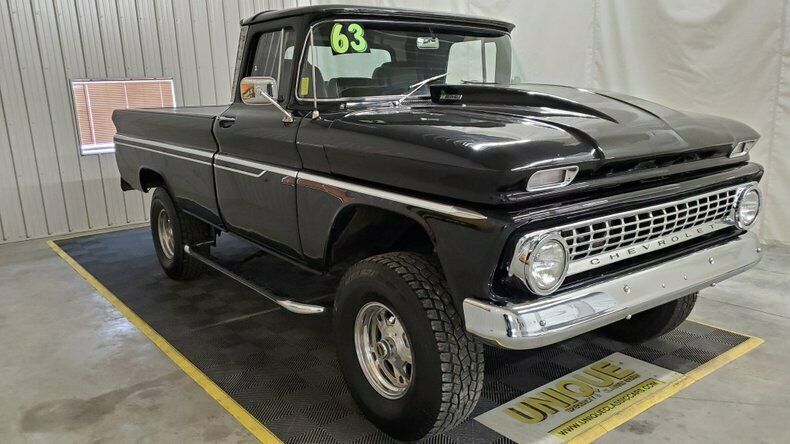 1963 Black Chevrolet K-10 Pickup (Truck)