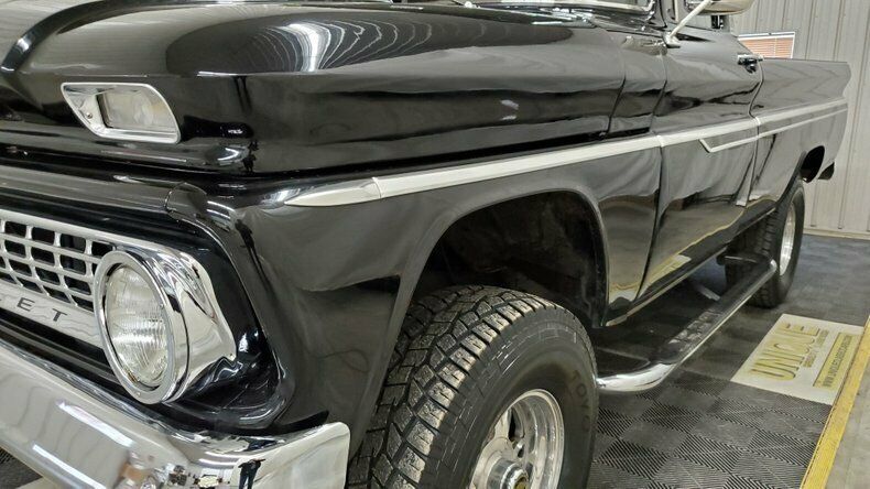 1963 Black Chevrolet K-10 Pickup (Truck)