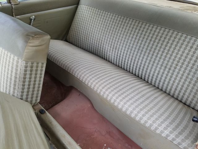 1963 Gold Chevrolet Bel Air/150/210 Sedan