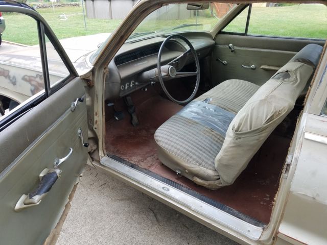 1963 Gold Chevrolet Bel Air/150/210 Sedan