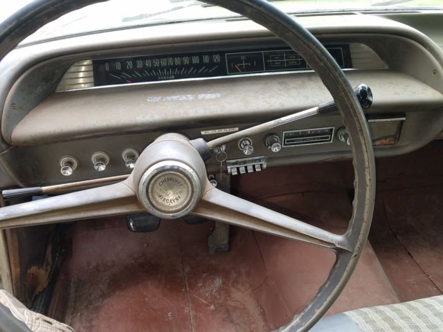 1963 Gold Chevrolet Bel Air/150/210 Sedan