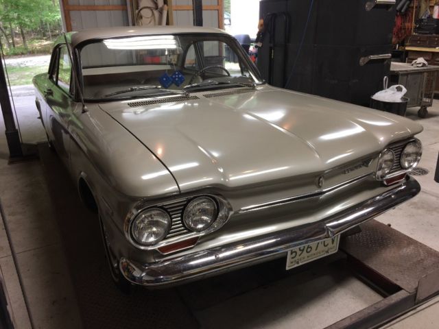 1963 CHAMPAGNE Chevrolet Corvair Coupe