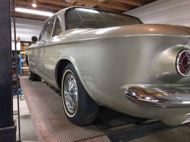 1963 CHAMPAGNE Chevrolet Corvair Coupe