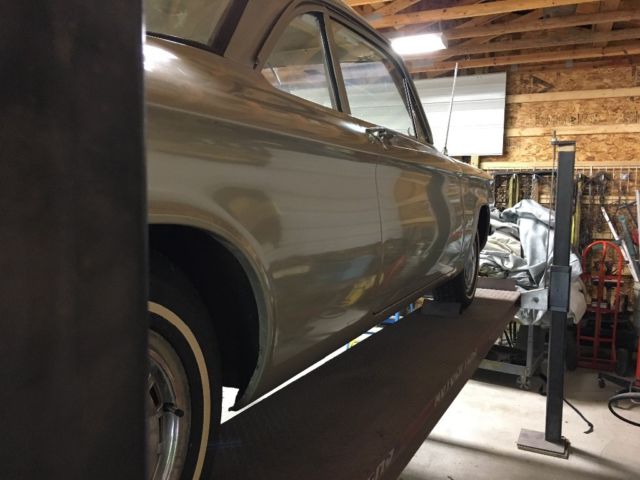 1963 CHAMPAGNE Chevrolet Corvair Coupe