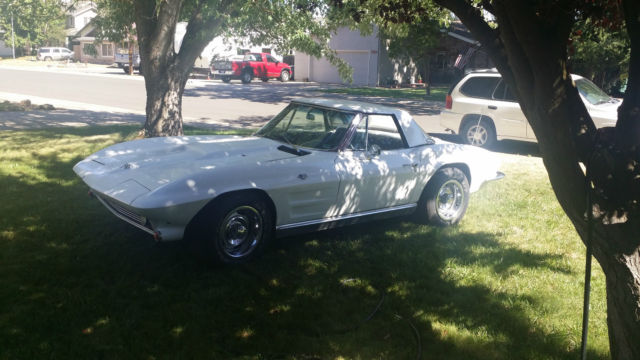 1963 Daytonna Blue Chevrolet Corvette Coupe