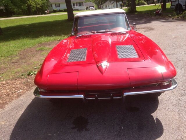 1963 Red Chevrolet Corvette