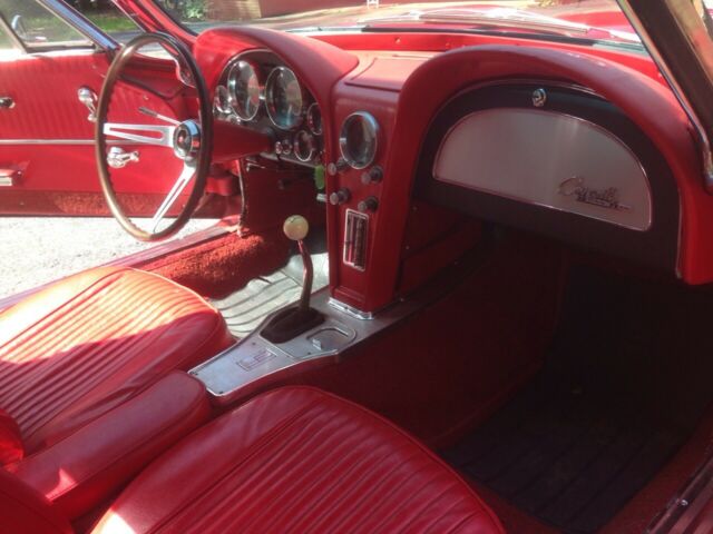 1963 Red Chevrolet Corvette