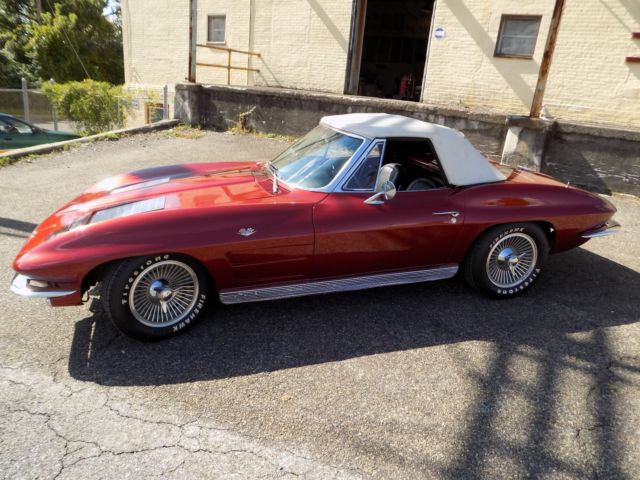 1963 Red Chevrolet Corvette CONVERTIBLE
