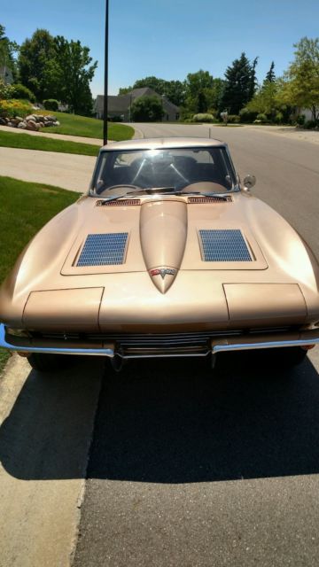 1963 Saddle tan Chevrolet Corvette Coupe