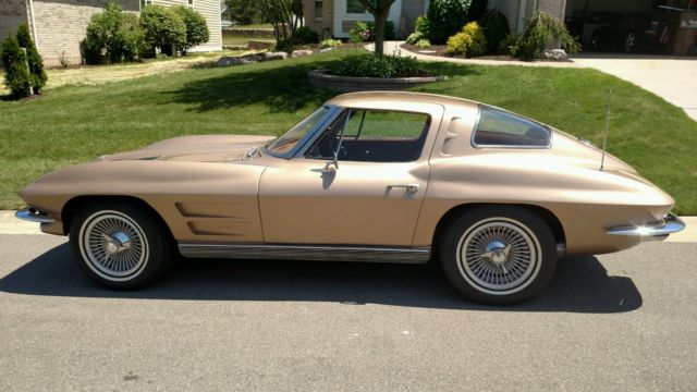 1963 Saddle tan Chevrolet Corvette Coupe