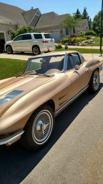1963 Saddle tan Chevrolet Corvette Coupe