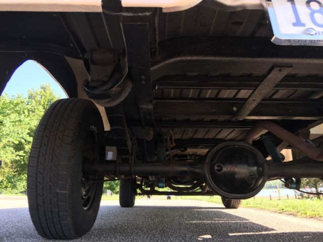 1963 Rust-Oleum Stops Rust Rusty Metal Primer Ford F-100
