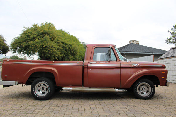 1963 Brown Ford F-100 Standard Cab Pickup