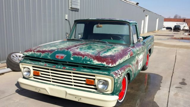 1963 Green Ford F-100 U/K