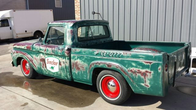 1963 Green Ford F-100 U/K
