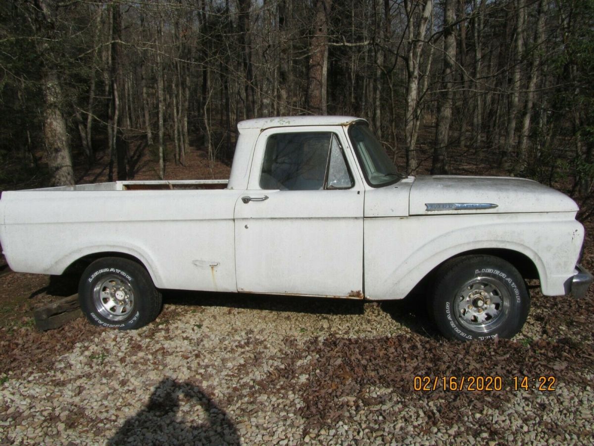 1963 White Ford F-100