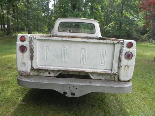 1963 White Ford F-250