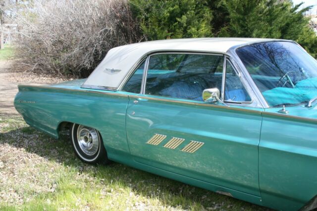 1963 Teal Ford Thunderbird Coupe