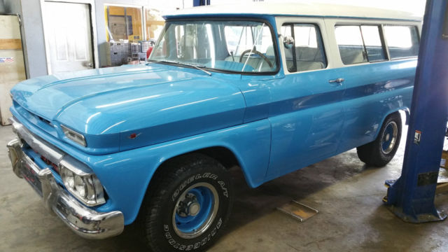 1963 GMC Suburban