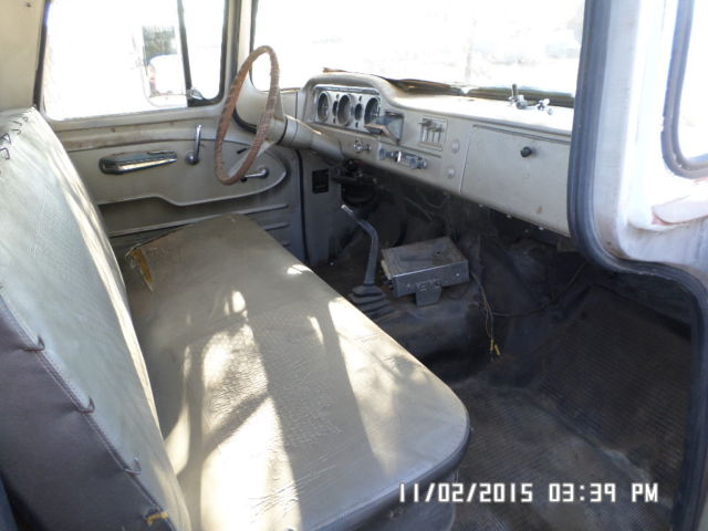 1963 2 tone GMC Sierra 1500 Step Side