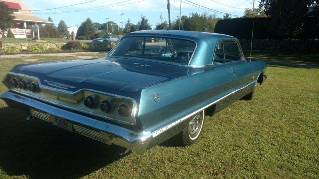 1963 Blue Chevrolet Impala Coupe