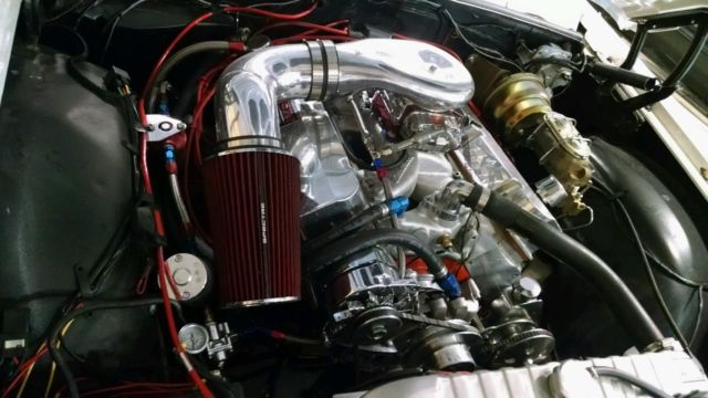 1963 White Chevrolet Impala Coupe