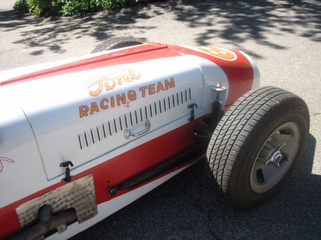 1963 White FORD INDY RACER